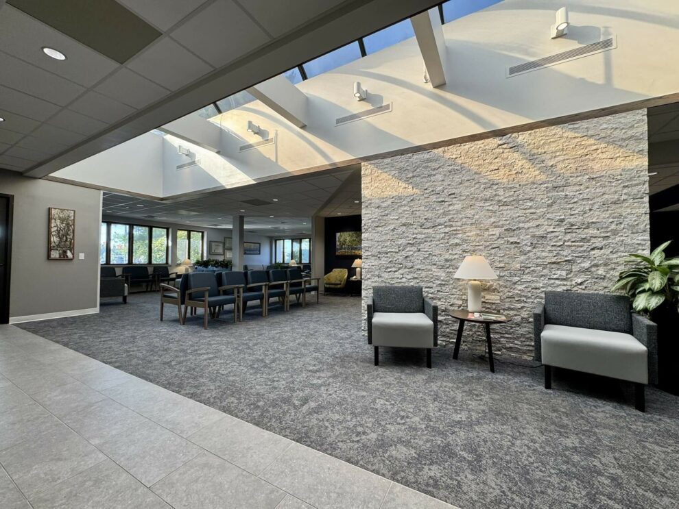 Holland Eye Surgery & Laser Center